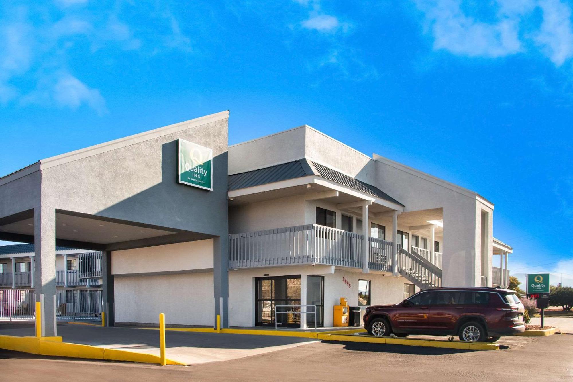 Quality New Mexico Inn 3*